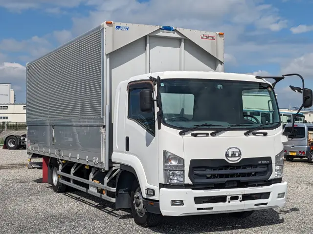 UD コンドル 2RG-BRR90S2(2WD)の写真2