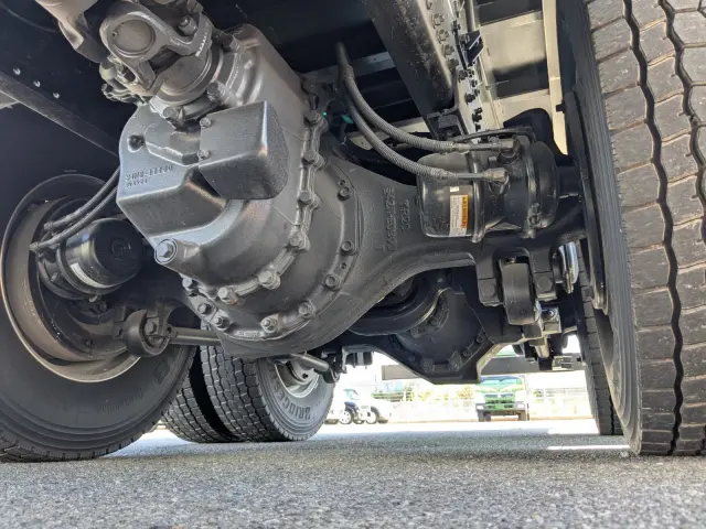 日野 プロフィア 2DG-FS1AHE(6x4)の写真12