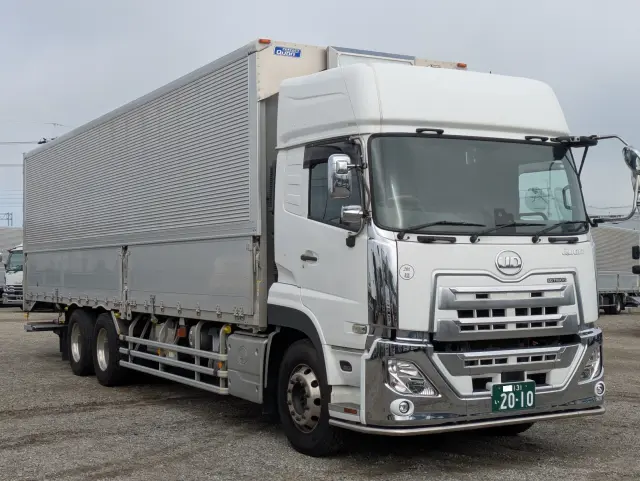 UD クオン 2PG-CD5CA(6x2)の写真2