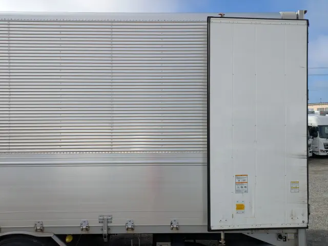 UD クオン 2PG-CD5CA(6x2)の写真18