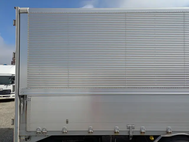 UD クオン 2PG-CD5CA(6x2)の写真37
