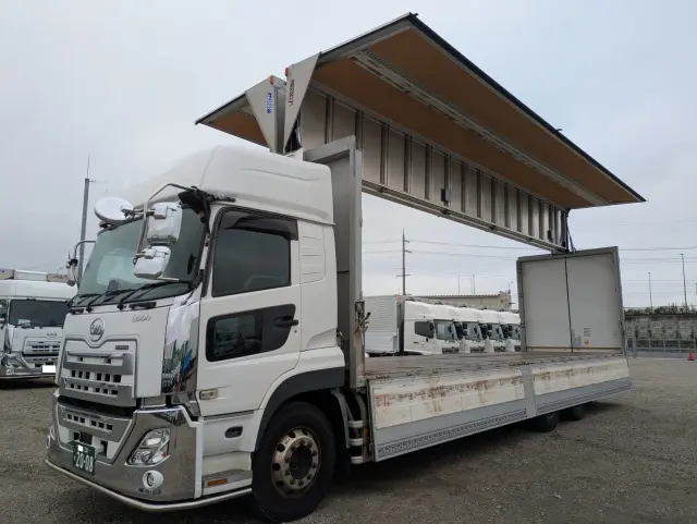 UD クオン 2PG-CD5CA(6x2)の写真42