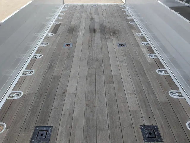 日野 レンジャー 2KG-FD2ABG(2WD)の写真16