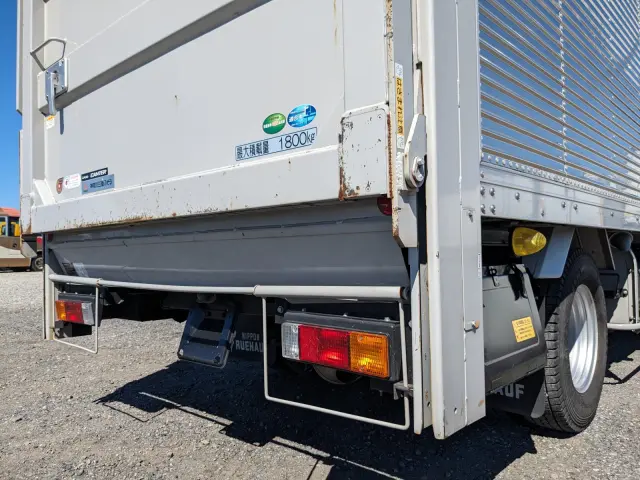 三菱 キャンター 2RG-FBA20(2WD)の写真6