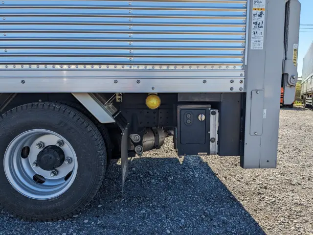三菱 キャンター 2RG-FBA20(2WD)の写真29