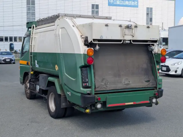 三菱 キャンター TPG-FEA50(2WD)の写真3
