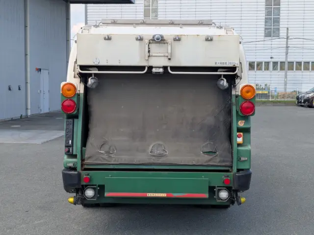 三菱 キャンター TPG-FEA50(2WD)の写真5