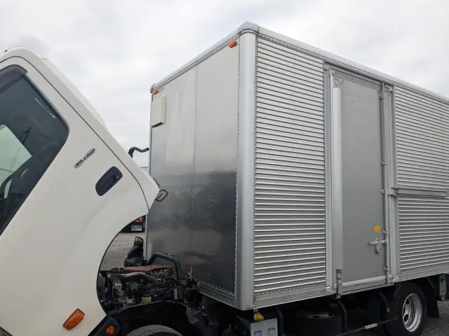 日野 デュトロ TPG-XZU710M(2WD)の写真43