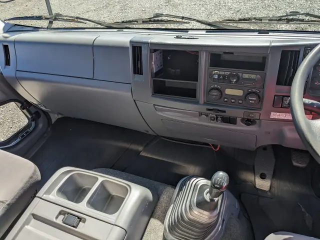 いすゞ フォワード TKG-FRR90S2(2WD)の写真25