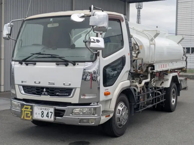 三菱 ファイター QKG-FK72FZ(2WD)の写真1