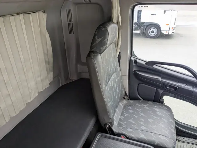 日野 レンジャー LKG-FE7JJAA(2WD)の写真28