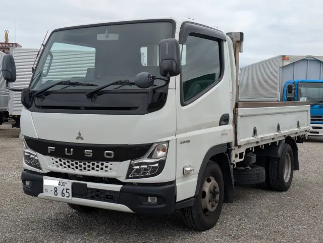 三菱 キャンター 2TG-FBA00(2WD)の写真1