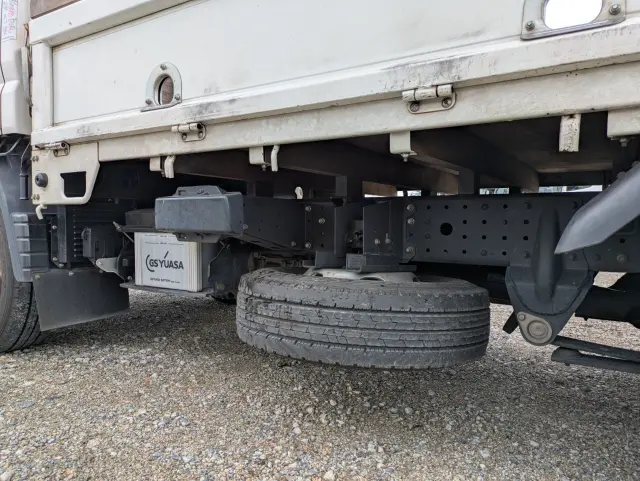 三菱 キャンター 2TG-FBA00(2WD)の写真18