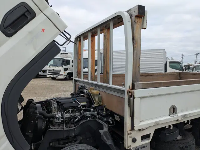 三菱 キャンター 2TG-FBA00(2WD)の写真33