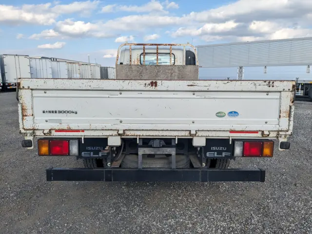 いすゞ エルフ TPG-NPR85AR(2WD)の写真5