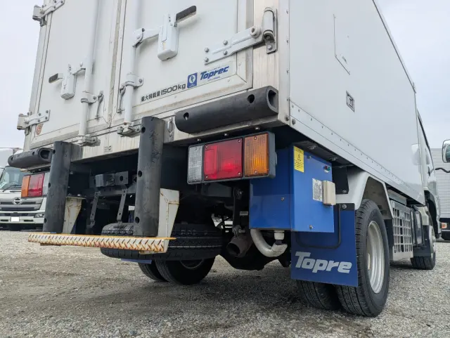 いすゞ エルフ TPG-NHR85AN(2WD)の写真6