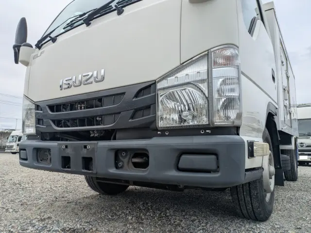 いすゞ エルフ TPG-NHR85AN(2WD)の写真28