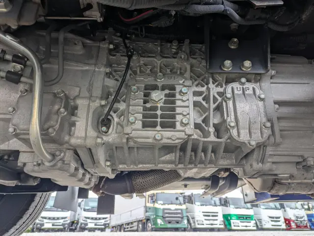 いすゞ エルフ TPG-NHR85AN(2WD)の写真34