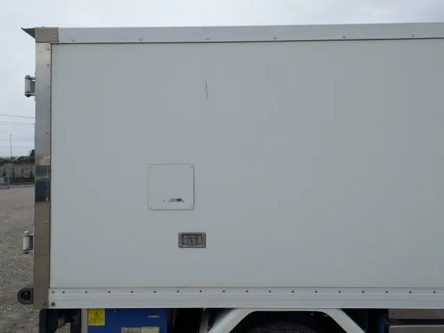 いすゞ エルフ TPG-NHR85AN(2WD)の写真37