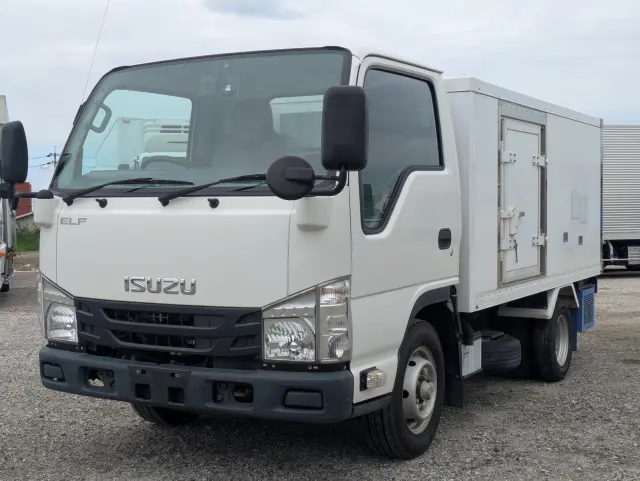 いすゞ エルフ TPG-NHR85AN(2WD)の写真1
