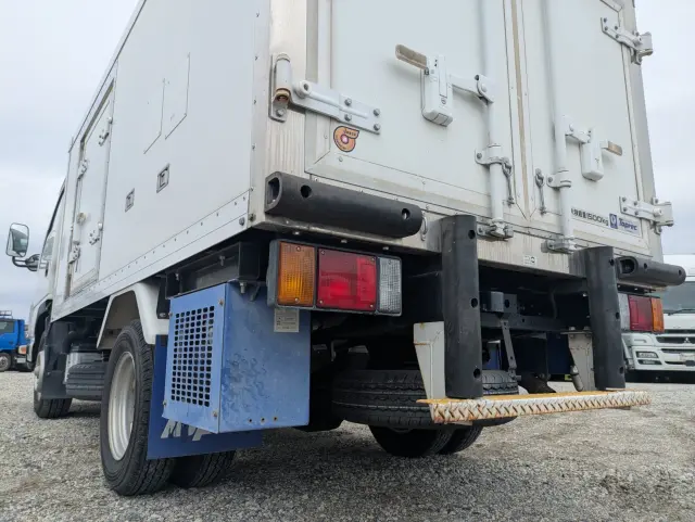 いすゞ エルフ TPG-NHR85AN(2WD)の写真5
