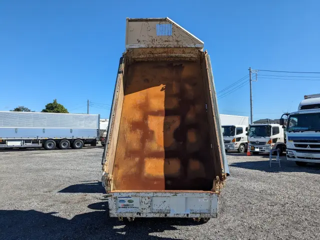 いすゞ エルフ TPG-NKR85AN(2WD)の写真8