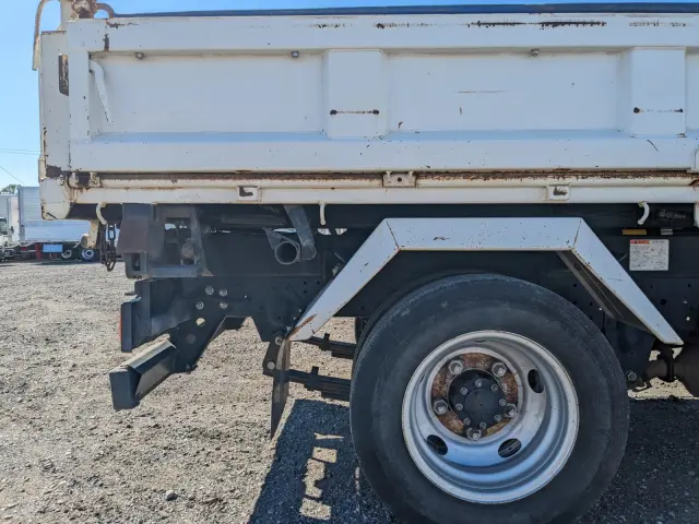 いすゞ エルフ TPG-NKR85AN(2WD)の写真29