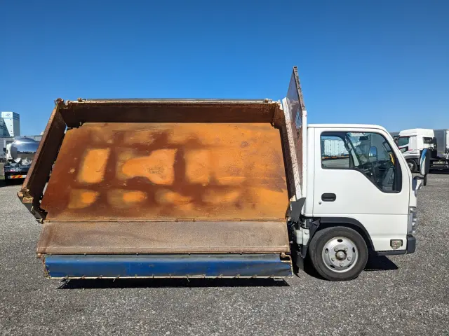 いすゞ エルフ TPG-NKR85AN(2WD)の写真41