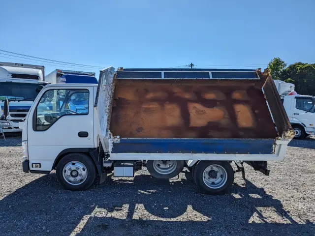 いすゞ エルフ TPG-NKR85AN(2WD)の写真43