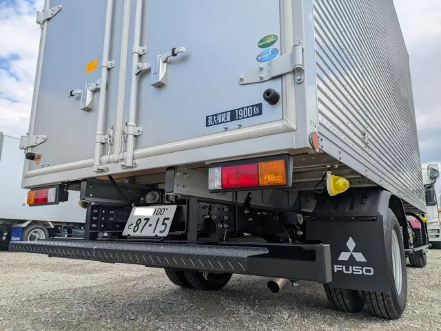 三菱 キャンター 2RG-FEA20(2WD)の写真8