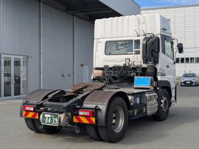 ＵＤ クオン 2RG-GK5DAB(2WD)の写真4