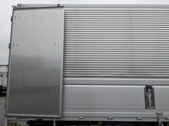 日野 レンジャー 2KG-FD2ABG(2WD)の写真35