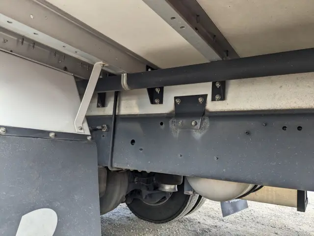 日野 レンジャー 2KG-FD2ABG(2WD)の写真30