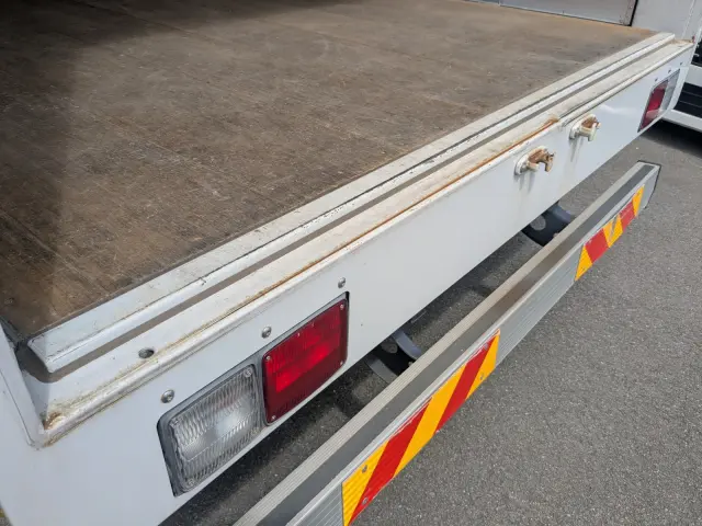 日野 レンジャー 2KG-FD2ABG(2WD)の写真9