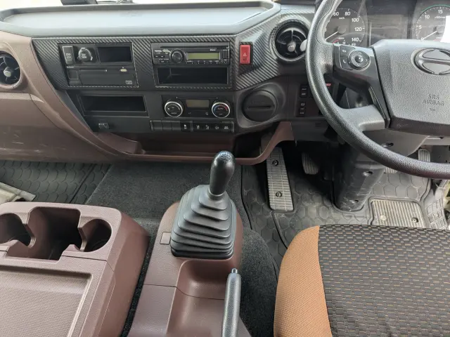日野 レンジャー 2KG-FD2ABG(2WD)の写真27