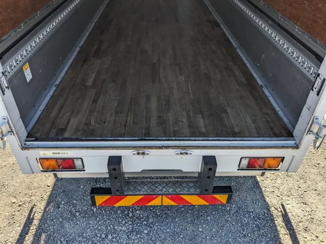 いすゞ フォワード 2KG-FK64F(2WD)の写真9