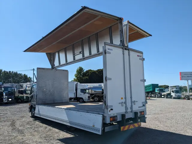 いすゞ フォワード 2KG-FK64F(2WD)の写真38