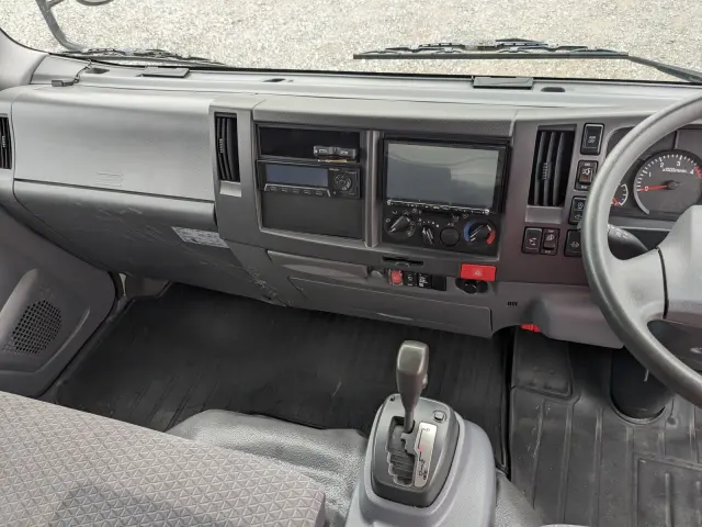 いすゞ エルフ TRG-NPR85AN(2WD)の写真27