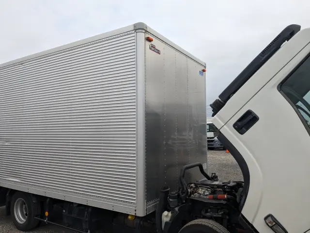 いすゞ エルフ TRG-NPR85AN(2WD)の写真44