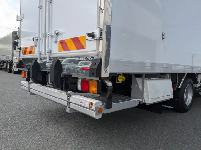 三菱 ファイター 2KG-FK65F(2WD)の写真8