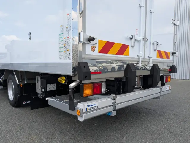 三菱 ファイター 2KG-FK65F(2WD)の写真7