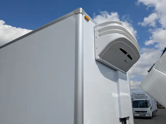 三菱 ファイター 2KG-FK65F(2WD)の写真47