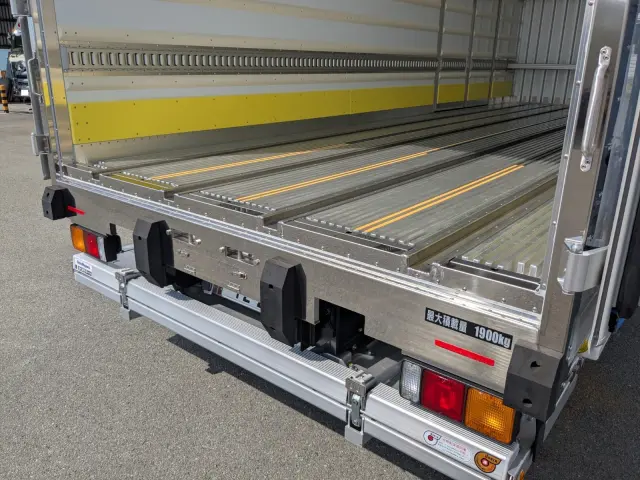 三菱 ファイター 2KG-FK65F(2WD)の写真26
