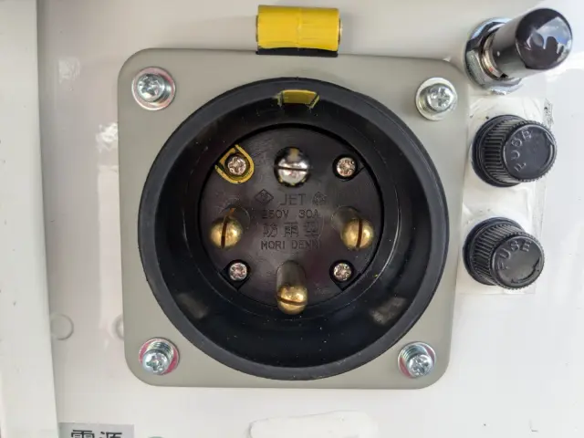 三菱 ファイター 2KG-FK65F(2WD)の写真42