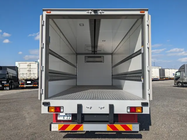 三菱 ファイター 2KG-FK65F(2WD)の写真10