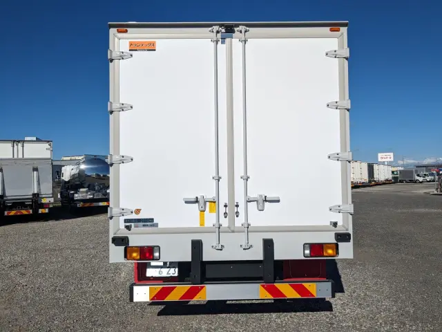 三菱 ファイター 2KG-FK65F(2WD)の写真5