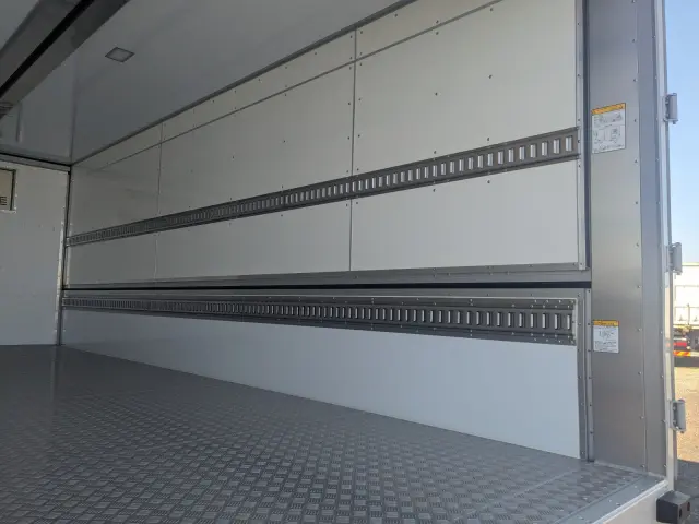 三菱 ファイター 2KG-FK65F(2WD)の写真19