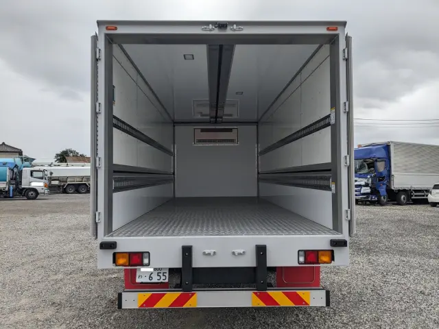 三菱 ファイター 2KG-FK65F(2WD)の写真10