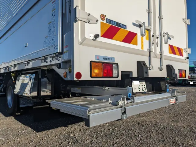 三菱 ファイター 2KG-FK65F(2WD)の写真9