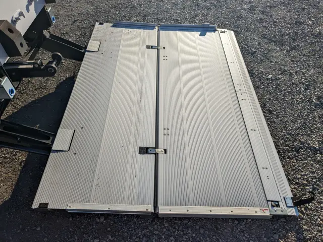 三菱 ファイター 2KG-FK65F(2WD)の写真10